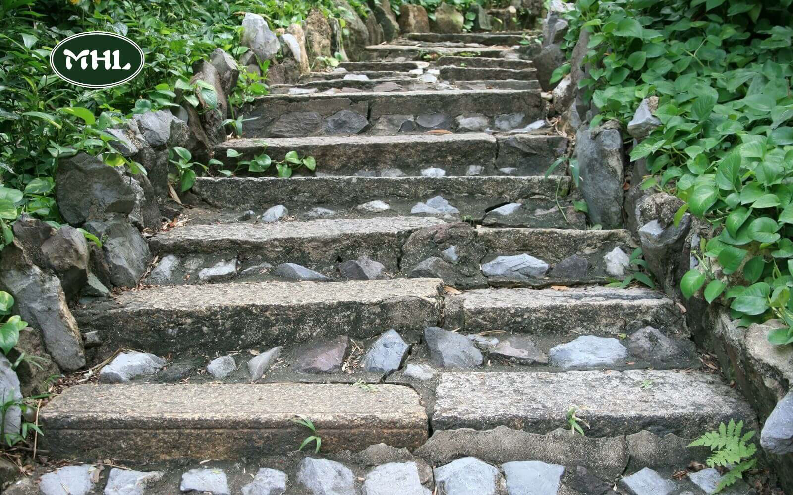 Retaining Wall Stairs Step-By-Step Instruction: Build Out The Retaining Wall