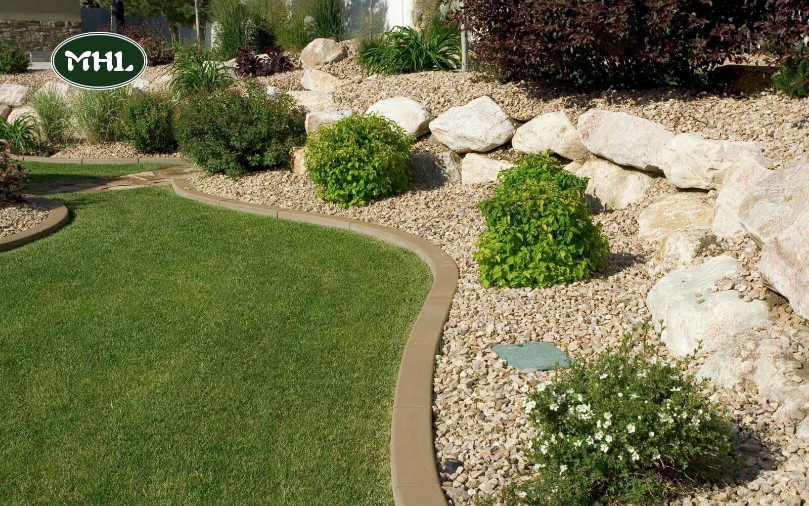 17 Low-Maintenance Front Yard Landscaping Ideas: Embrace The Native