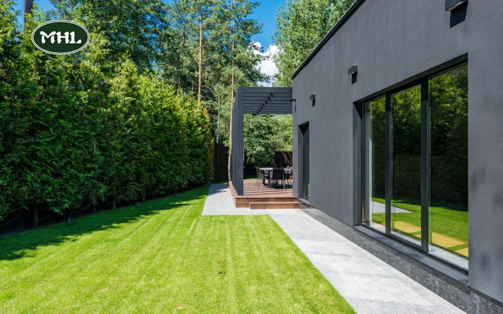 10 Low-Maintenance Backyard Landscaping Ideas for Denver Homes