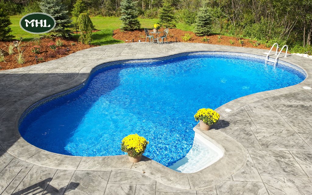 9 Small Backyard Pool Design Ideas