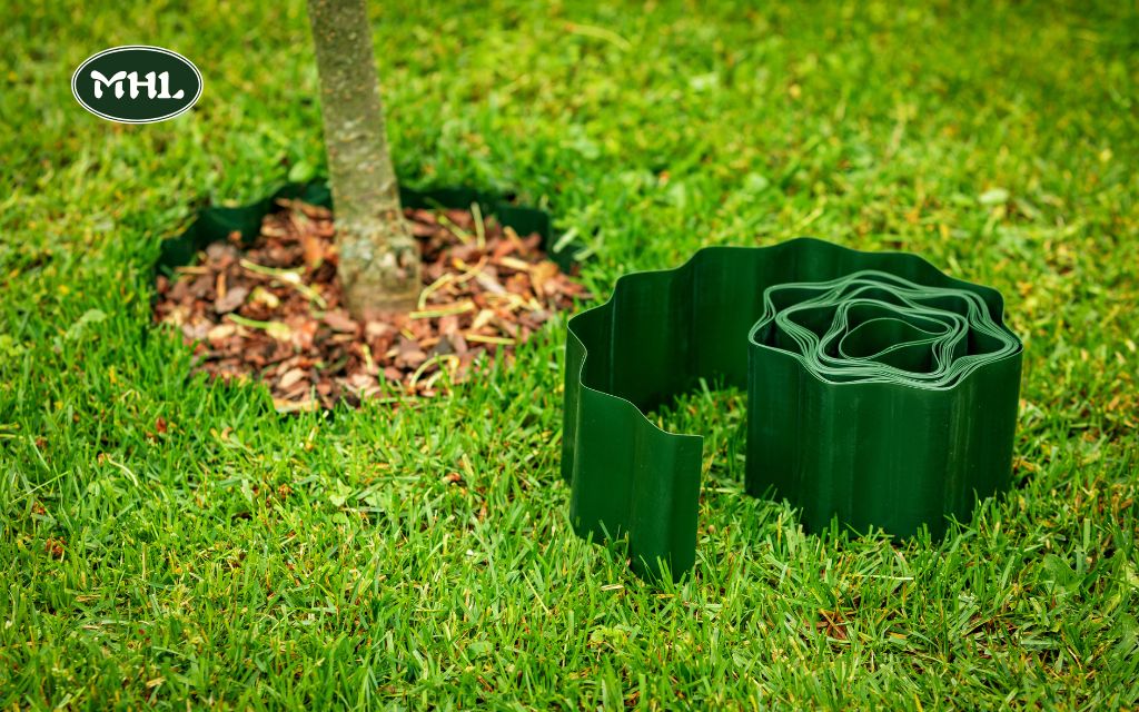 Plastic Lawn Edging How-to Guide: Affordable and Flexible Solutions for Your Garden