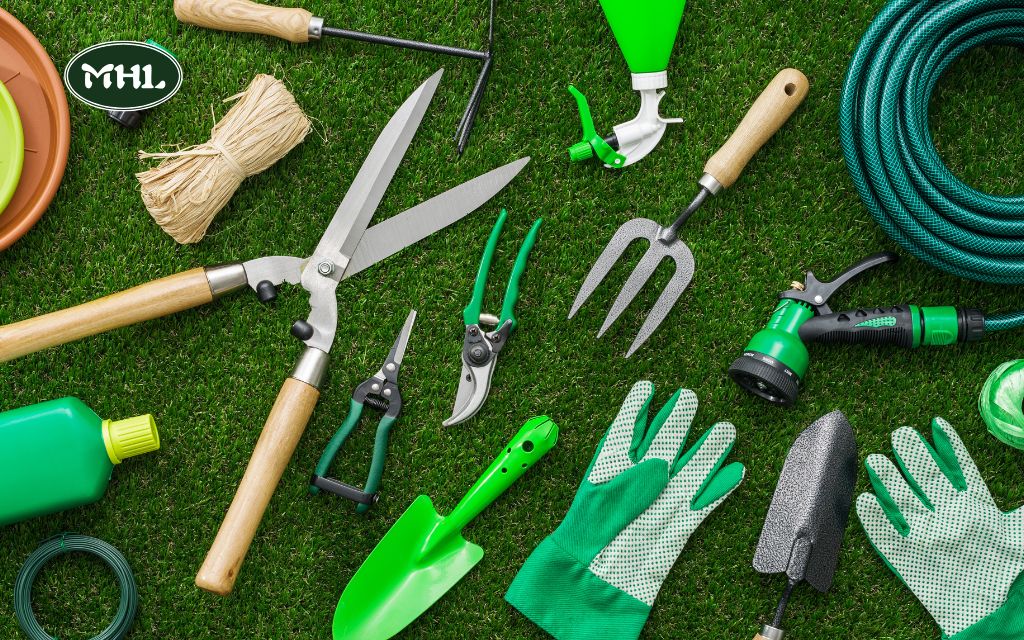 Tools for Lawn Trim