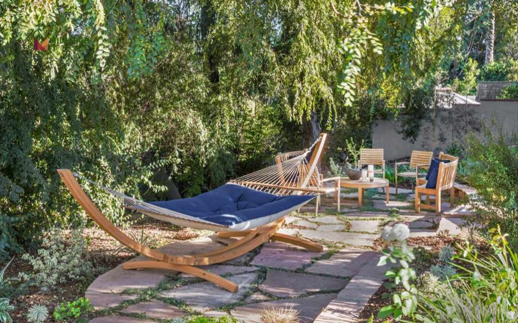 Hammock Nook with Groundcover