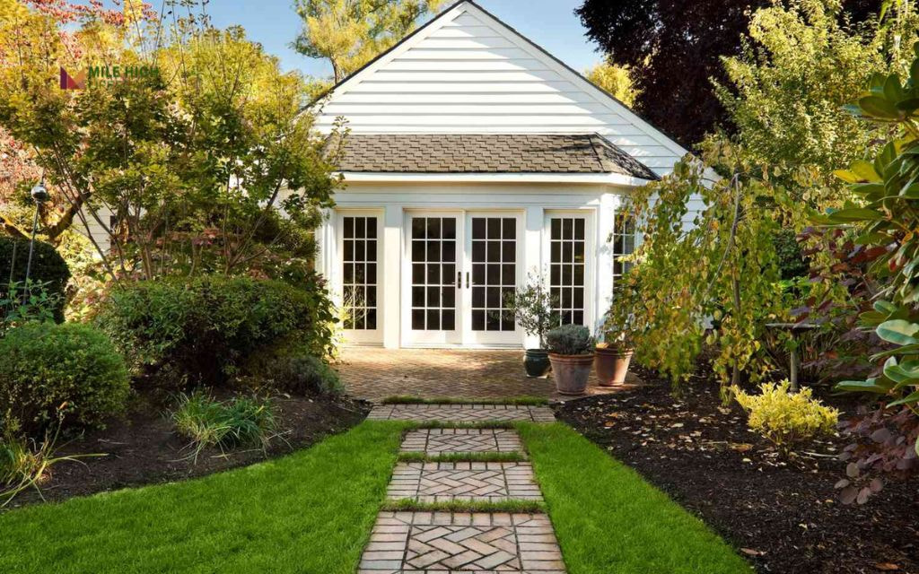 Flagstone Pathway to Front Porch or Mailbox