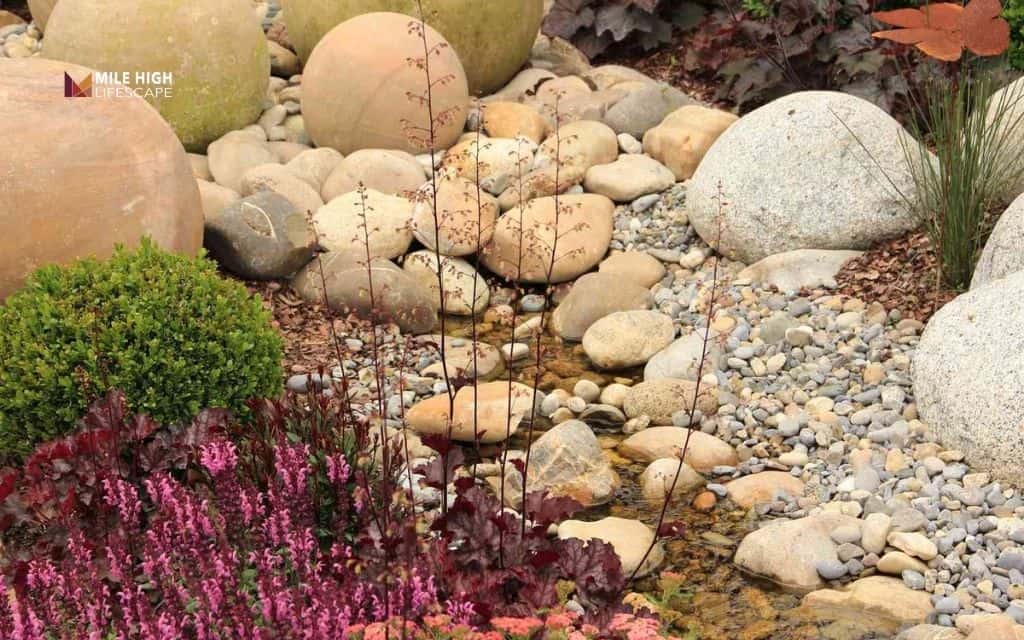 River rock as ground cover in xeriscapes