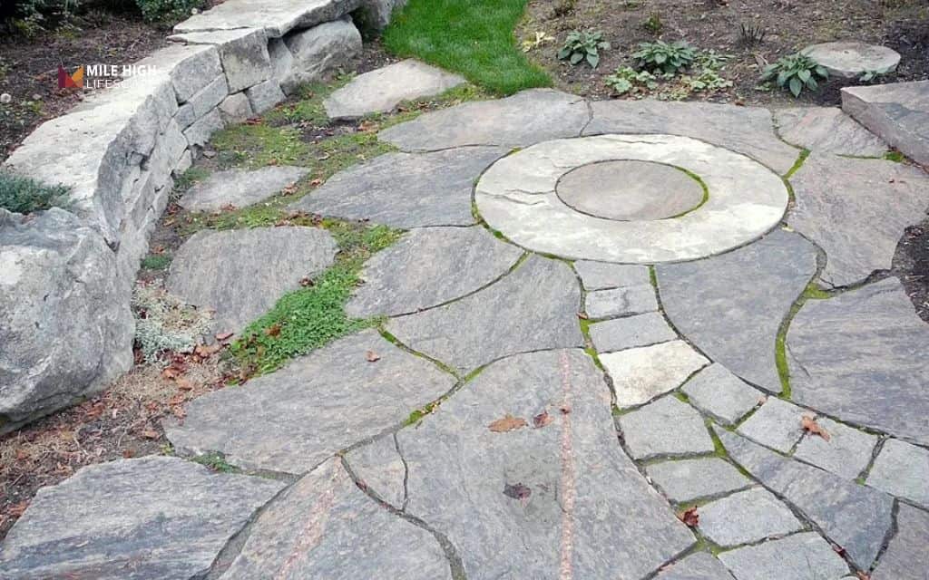 ideas for stone pathways: Classic flagstone walkway