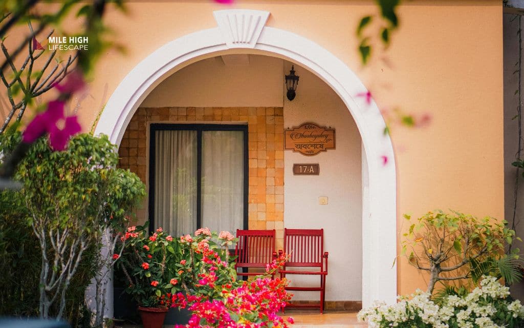 small yard landscape design: Front porch landscape upgrade