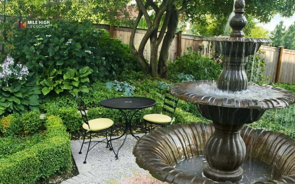 patio landscape ideas: Add a simple fountain