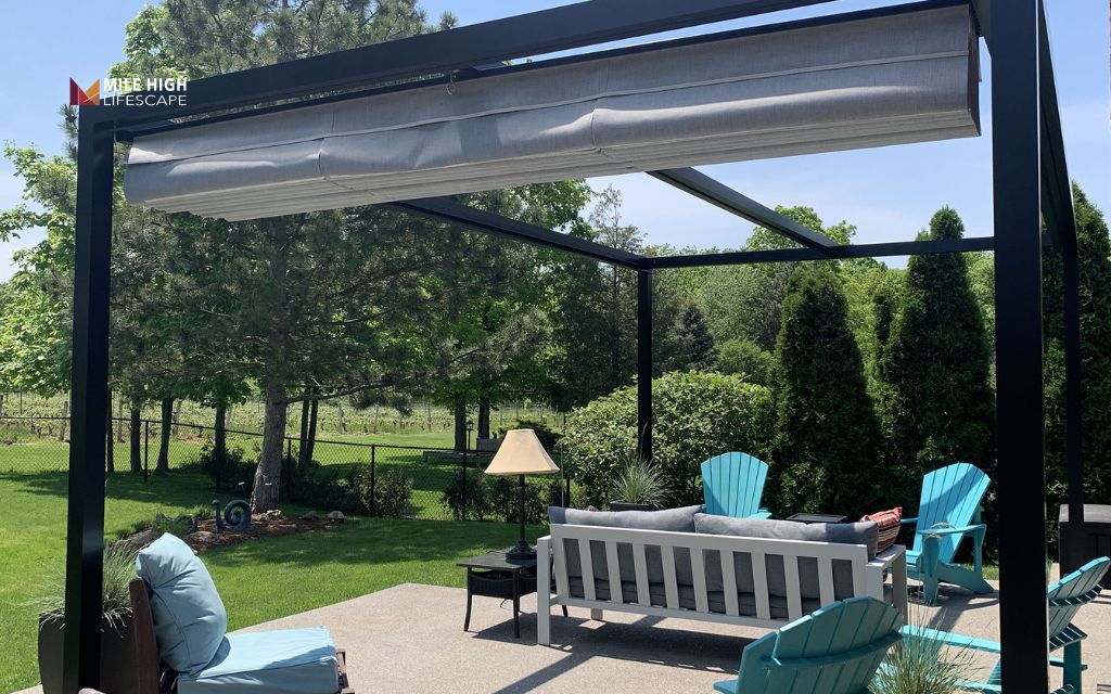 Large backyard landscaping ideas: Add shade structures or canopies