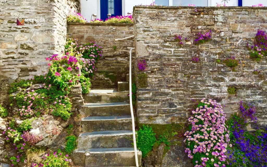 Flower bed ideas: Add flowers along steps and stairways