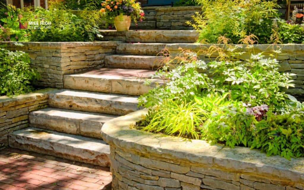 Hillside landscaping ideas: Build terraced garden beds
