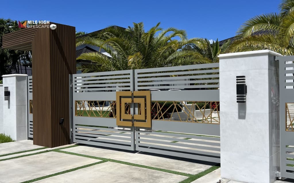 Front house fence ideas: Use decorative gate patterns for personality
