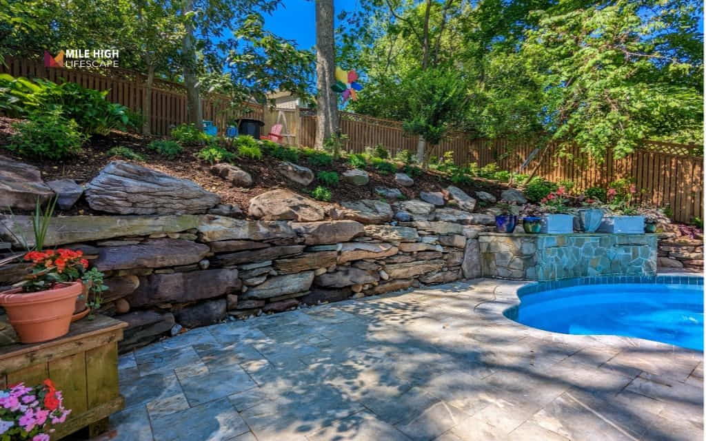 What is a retaining wall: Types of retaining walls